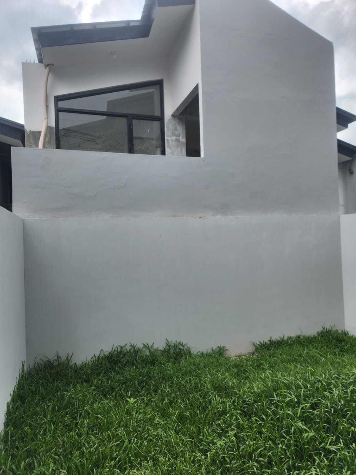 Rumah Disewakan di Cluster Uptown Lippo Cikarang